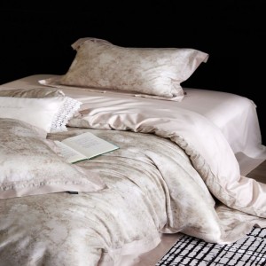 Light pink digital printing quilt cover bed sheets 100S lyocell cotton bedding set
