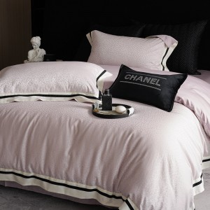 Customized Jacquard Lyocell Cotton Fabric Duvet Cover Pink Pillow Case Set Fitted Sheet for Home Use Twin Size Bedding Sets