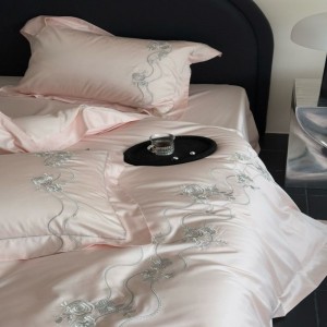 High Grade Luxury Embroidery Quilt Cover Pink Bed Sheets Double Pillowcases Lyocell Cotton Bedding Set