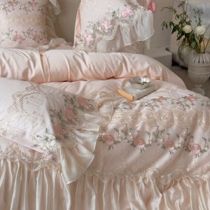 140S Long Staple Cotton Floral Embroidery Quilt Duvet Cover Pink Bed Sheets 4PCS Lace Edge Bedding Set