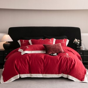 Premium cotton home textile queen size comforter red duvet cover warm embroidery bed linen bedding set manufacture