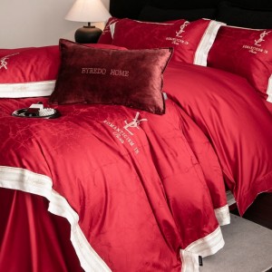 Premium cotton home textile queen size comforter red duvet cover warm embroidery bed linen bedding set manufacture
