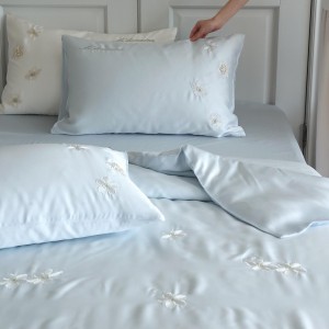 High-quality blue lyocell cotton quilt cover blue bedsheets embroidry bed sheet king size bedding set wholesaler