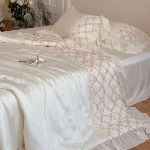 Summer cool 4-pieces beige lyocell pillow shams quilt cover customizable double size pink coverlets home textile summer quilt  supplier