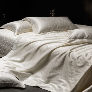 Stain 60S Lyocell Jacquard Summer Quilt Bed Sheets Pillowcases Four Piece White Silky Bedding Set