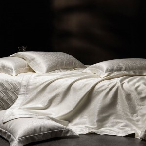 Stain 60S Lyocell Jacquard Summer Quilt Bed Sheets Pillowcases Four Piece White Silky Bedding Set