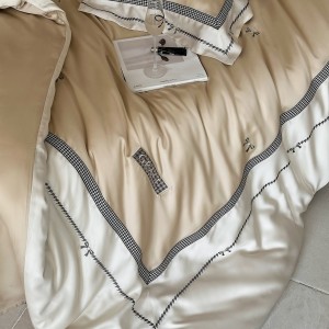 Hot selling beige embroidery bed linen 1.8m coverlets lyocell pillow shams duvet cover queen size bedding set supplier