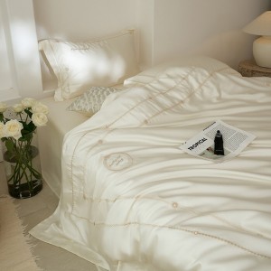Wholesale white lyocell fiber solid color bedroom bedding hot selling home hotel textile bedding sets
