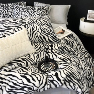 Modern style printing home textile velvet bed linen black duvet quilt comforter cover bedding set wholesaler