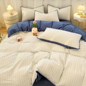 New yarn-dyed small jacquard triangle needle four-piece suit