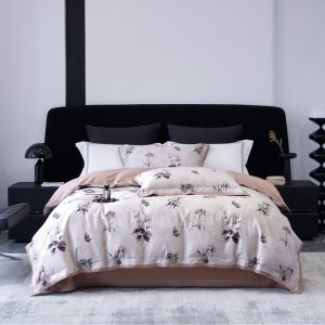 100-Count Long-Stack Cotton Four-Piece Set with Digital Print