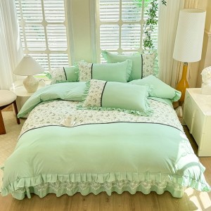 Fine comfortable and beautiful lace cloud-feel brushed four-piece set
