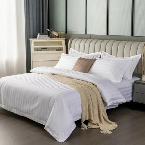 High-end new chain hotel four-piece set 40-count pure cotton satin strip five-star hotel hotel four-piece set