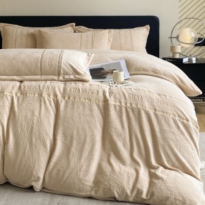 Light luxury style banana leaf milk velvet embroidery four-piece set