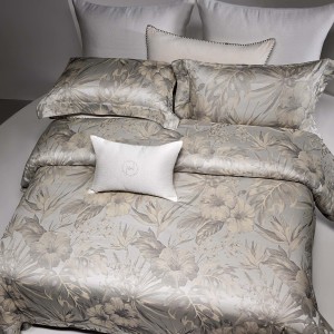 Yarn-dyed large jacquard pure cotton gold high-end four-piece set