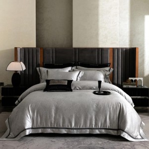High-precision yarn-dyed jacquard four-piece set