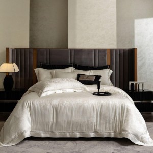 High-precision yarn-dyed jacquard four-piece set