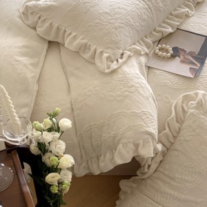 Exquisite Lace Milk Velvet Three-Dimensional Carved Four-Piece Set