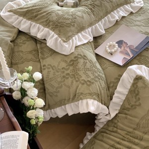 Exquisite Lace Milk Velvet Three-Dimensional Carved Four-Piece Set
