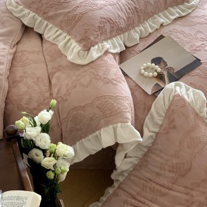 Exquisite Lace Milk Velvet Three-Dimensional Carved Four-Piece Set