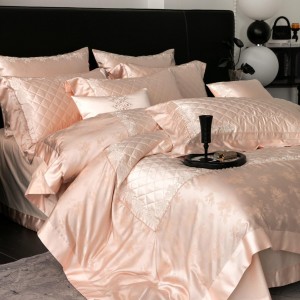 Yarn-dyed jacquard quilted embroidered water-soluble lace four-piece set