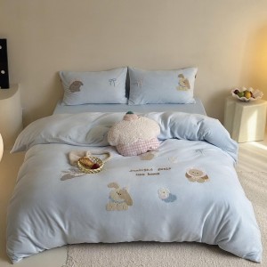 Exquisite and Cute Milk Velvet Four-Piece Embroidered Towel Set